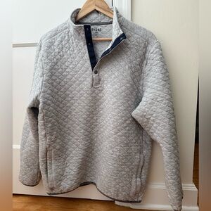 Rhone Gramercy Pullover - Gray Quilted with Navy Trim